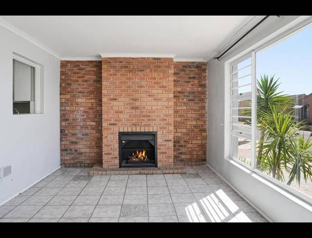 7 BEDROOM HOUSE FOR SALE IN NORTHPINE